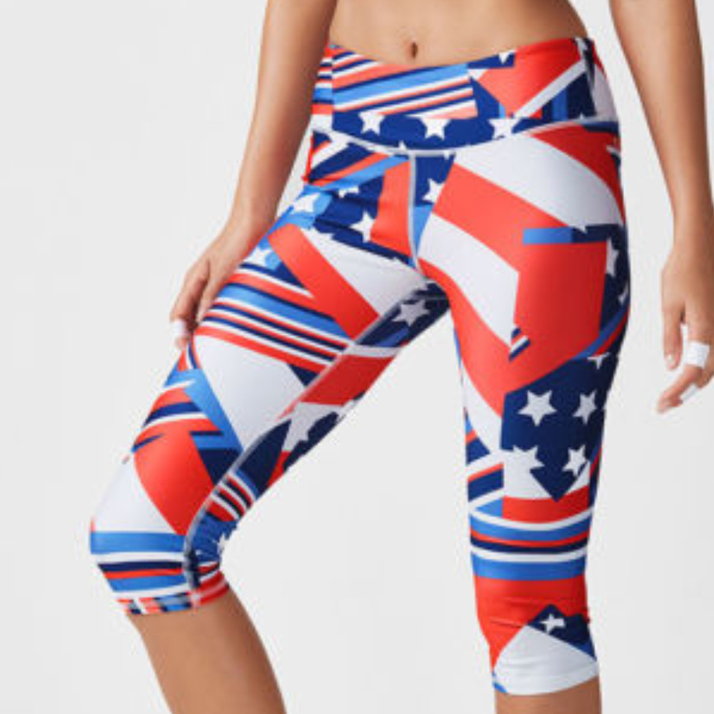 Fabletics Salar Crop Patriotic Pride RARE XS NWT